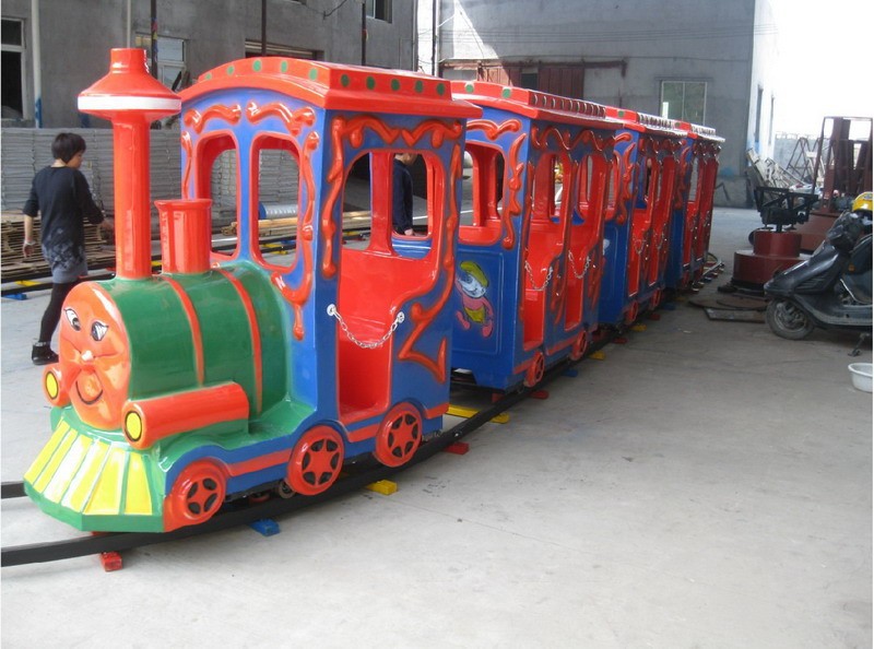 amusement-park-mini-train